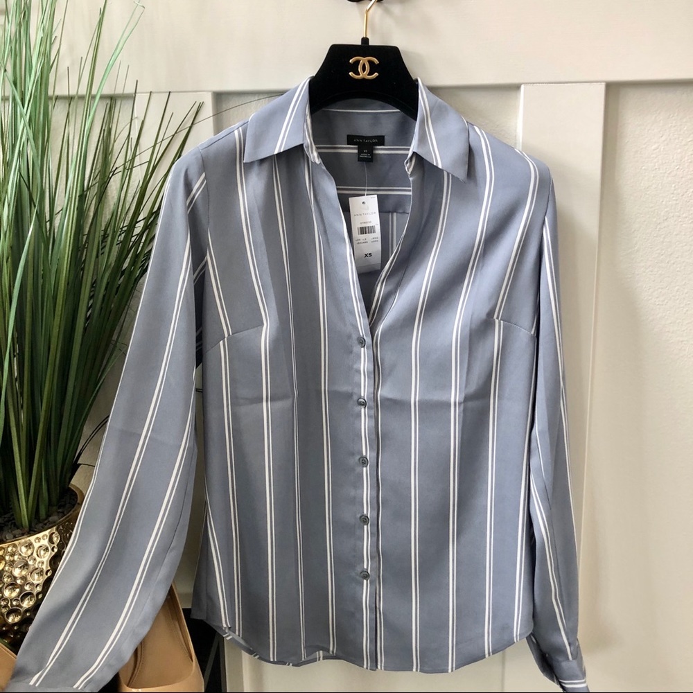 NWT - Ann Taylor Collared Blouse